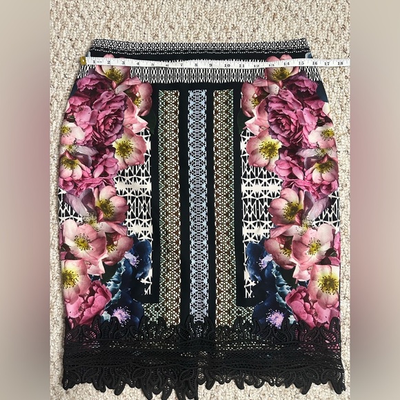 ANTONIO MELANI Pink Floral Pencil Skirt with Black Lace size 6 - Picture 4 of 7